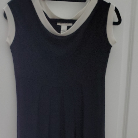 Dress - Picture 3 of 8